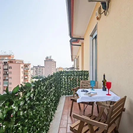 Roomy And Bright With Balconies X6 Appartamento *