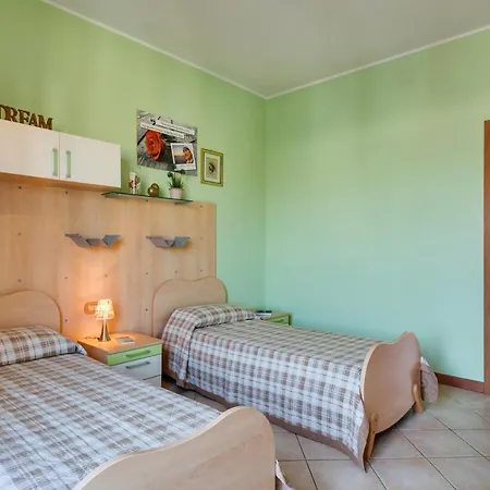 Roomy And Bright With Balconies X6 * Catania